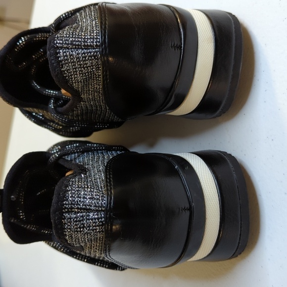 Urban Sport by J/Slides NYC Black Mara Sneaker Metallic Women's NWOB 10 - Picture 10 of 15